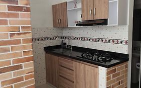 201-Cómodo y moderno apartamento de 2 habitaciones en la mejor zona céntrica de ibagué